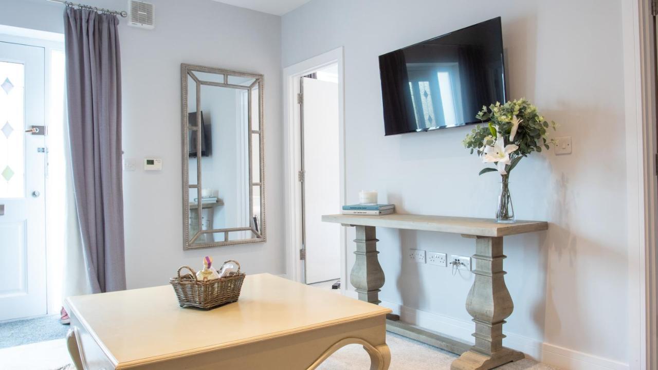 Modern Apartment With Free Parking And Wifi Stratford-upon-Avon Exterior photo